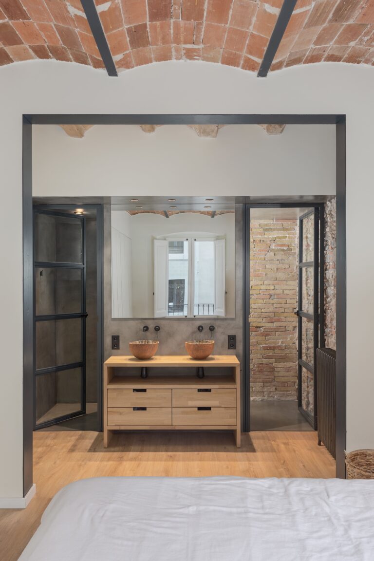 Reforma de lavabo al barri vell de Girona