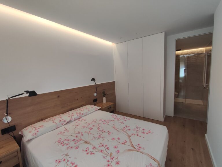 Reforma d'habitatge es veu habitació doble